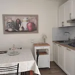 Elena 's Διαμέρισμα